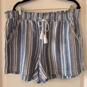 Briggs Striped Blue and White Shorts Size XL